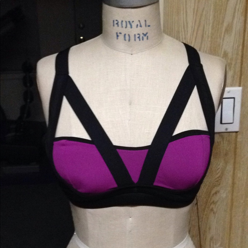 Michi hype sports bra magenta Nwt Sz M